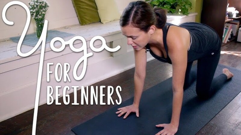Yoga for beginner là các bài tập yoga cơ bản, phù hợp với người mới bắt đầu làm quen với hơi thở, chuyển động và sự thư giãn. 