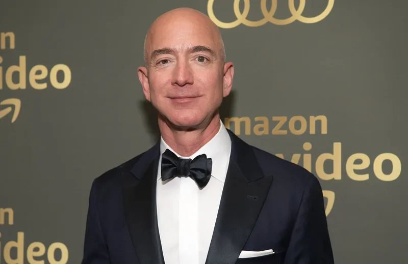 Jeff Bezos – nhà sáng lập Amazon và là một trong những doanh nhân ảnh hưởng nhất thế giới.
